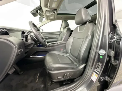 More photos of 2024 Hyundai Tucson Limited at AutoMax Marlborough, MA