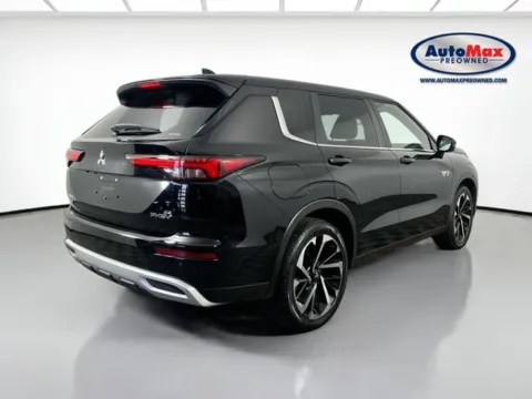 Photos of 2023 Mitsubishi Outlander PHEV SE for sale in Marlborough, MA at AutoMax Marlborough