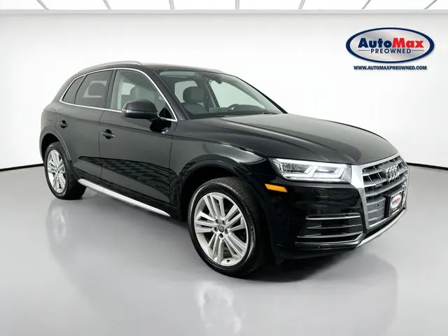 2020 Audi Q5 45 quattro S tronic Premium Plus's photo