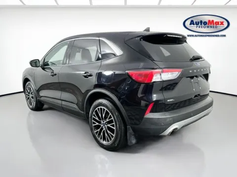 More photos of 2022 Ford Escape Plug-In Hybrid SEL at AutoMax Marlborough, MA