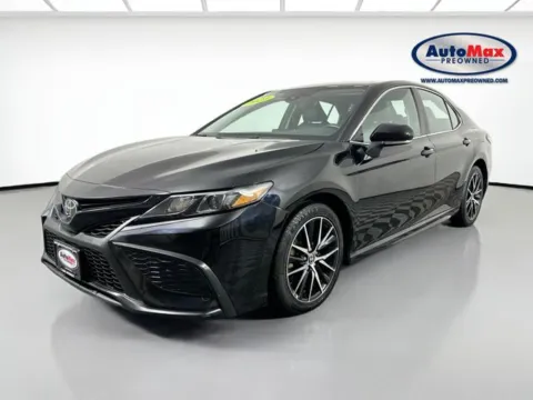 More photos of 2023 Toyota Camry SE at AutoMax Marlborough, MA