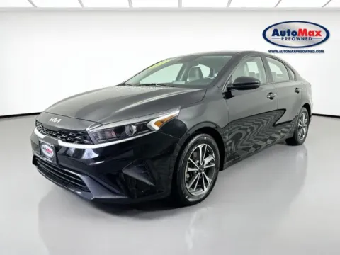 More photos of 2023 Kia Forte LXS at AutoMax Marlborough, MA
