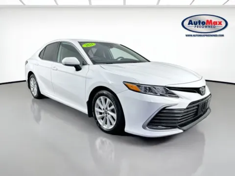 White 2021 Toyota Camry LE for sale in Marlborough, MA