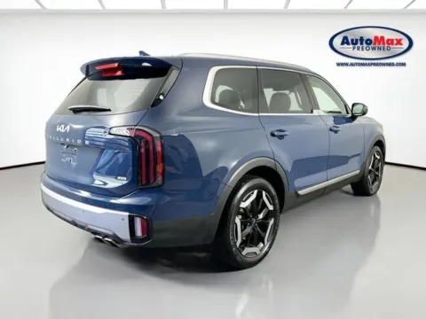 Photos of 2023 Kia Telluride EX for sale in Marlborough, MA at AutoMax Marlborough