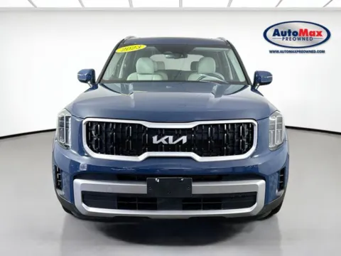 More photos of 2023 Kia Telluride EX at AutoMax Marlborough, MA
