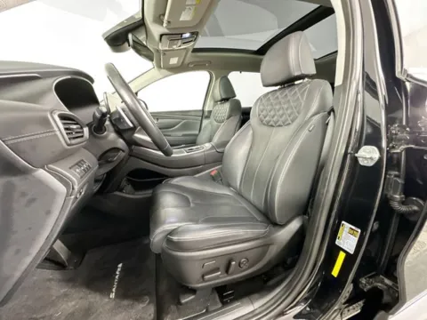 More photos of 2022 Hyundai Santa Fe Plug-In Hybrid Limited at AutoMax Marlborough, MA