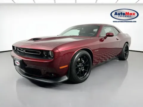 More photos of 2022 Dodge Challenger R/T at AutoMax Marlborough, MA