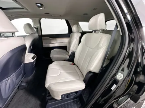 More photos of 2022 Hyundai Palisade SEL at AutoMax Marlborough, MA