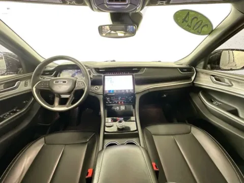 Another view of 2024 Jeep Grand Cherokee Limited for sale in Marlborough, MA at AutoMax Marlborough