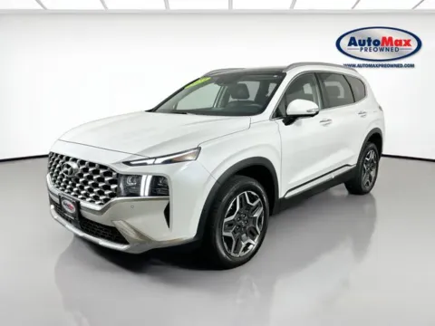 More photos of 2023 Hyundai Santa Fe Limited at AutoMax Marlborough, MA