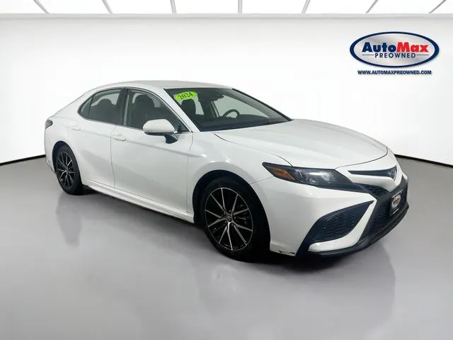 White 2024 Toyota Camry SE for sale in Marlborough, MA