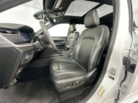 More photos of 2024 Jeep Grand Cherokee 4xe at AutoMax Marlborough, MA