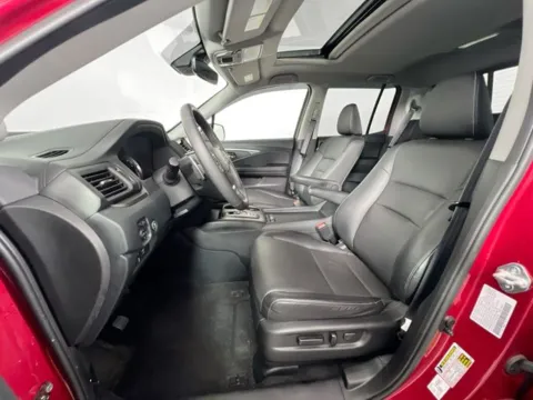 More photos of 2023 Honda Ridgeline RTL at AutoMax Marlborough, MA