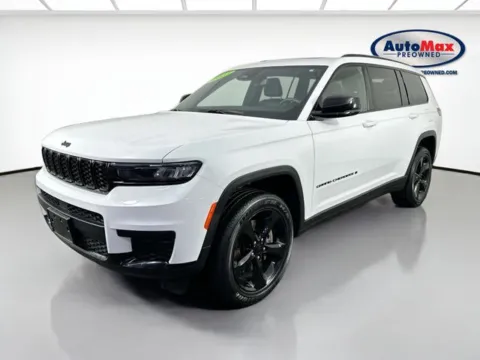More photos of 2023 Jeep Grand Cherokee L Altitude at AutoMax Marlborough, MA