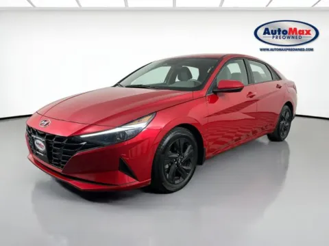 More photos of 2022 Hyundai Elantra SEL at AutoMax Marlborough, MA