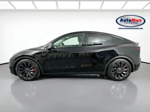More photos of 2022 Tesla Model Y Performance at AutoMax Marlborough, MA