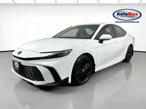 More photos of 2025 Toyota Camry SE at AutoMax Marlborough, MA