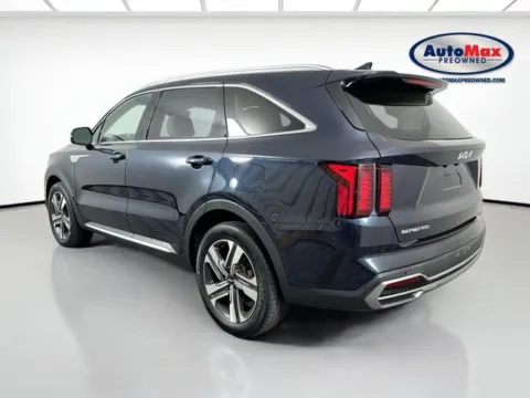 More photos of 2023 Kia Sorento Hybrid EX at AutoMax Marlborough, MA