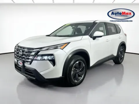 More photos of 2025 Nissan Rogue SV at AutoMax Marlborough, MA