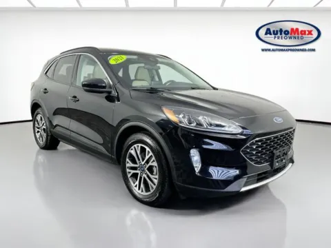 Black 2021 Ford Escape Hybrid SEL for sale in Marlborough, MA