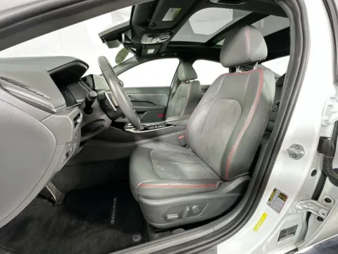 More photos of 2020 Hyundai Sonata SEL Plus at AutoMax Marlborough, MA