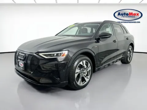 More photos of 2021 Audi e-tron Premium at AutoMax Marlborough, MA