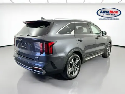 Photos of 2023 Kia Sorento Hybrid EX for sale in Marlborough, MA at AutoMax Marlborough