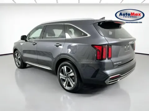 More photos of 2023 Kia Sorento Hybrid EX at AutoMax Marlborough, MA