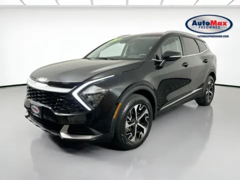 Another view of 2023 Kia Sportage Hybrid EX for sale in Marlborough, MA at AutoMax Marlborough