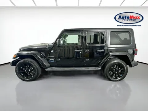 More photos of 2022 Jeep Wrangler at AutoMax Marlborough, MA
