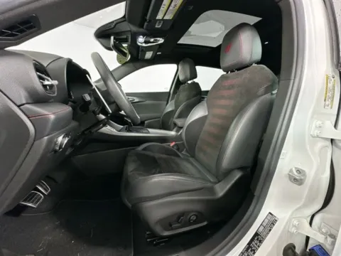 More photos of 2024 Dodge Hornet R/T Plus at AutoMax Marlborough, MA