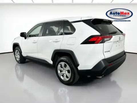More photos of 2023 Toyota RAV4 LE at AutoMax Marlborough, MA