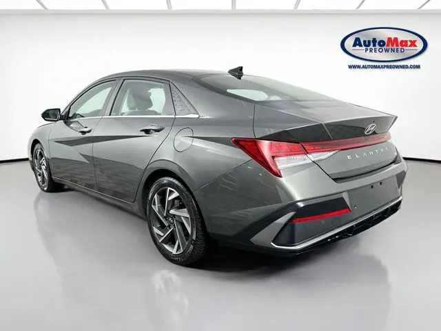 2024 Hyundai Elantra Limited - Photo 6