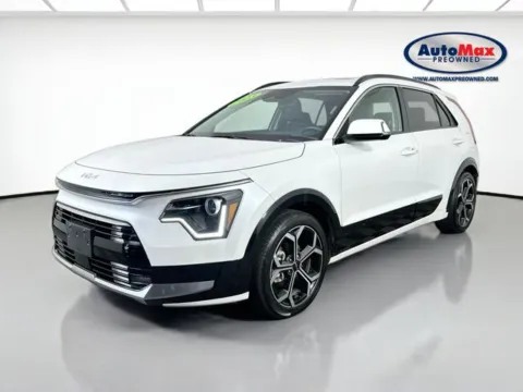 More photos of 2023 Kia Niro EX Touring at AutoMax Marlborough, MA