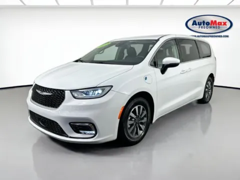 Another view of 2023 Chrysler Pacifica Hybrid Touring L for sale in Marlborough, MA at AutoMax Marlborough