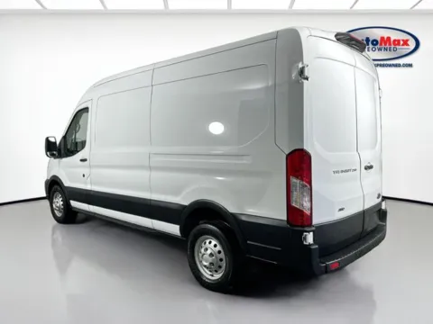 More photos of 2023 Ford Transit-250 at AutoMax Marlborough, MA