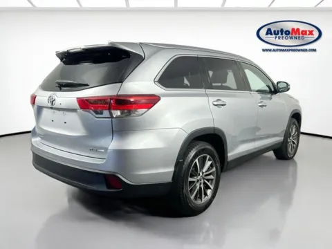 Photos of 2019 Toyota Highlander XLE for sale in Marlborough, MA at AutoMax Marlborough