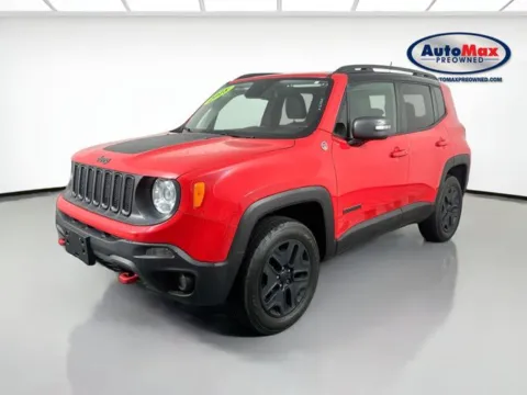 More photos of 2018 Jeep Renegade Trailhawk at AutoMax Marlborough, MA