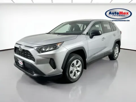 More photos of 2022 Toyota RAV4 LE at AutoMax Marlborough, MA