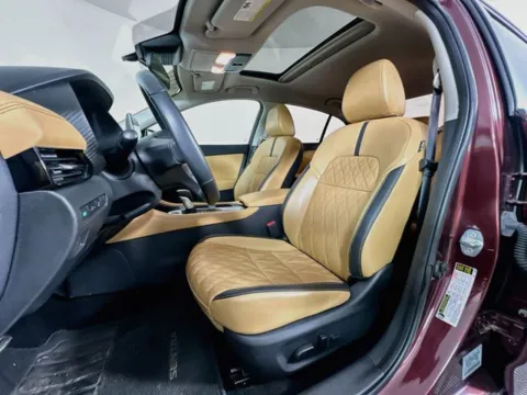 More photos of 2023 Nissan Sentra SV at AutoMax Marlborough, MA