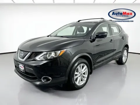 More photos of 2019 Nissan Rogue Sport SV at AutoMax Marlborough, MA