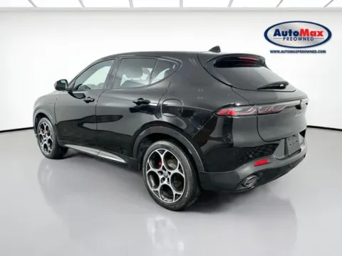 More photos of 2024 Alfa Romeo Tonale Veloce at AutoMax Marlborough, MA