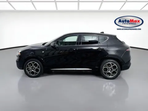 More photos of 2024 Alfa Romeo Tonale Ti at AutoMax Marlborough, MA