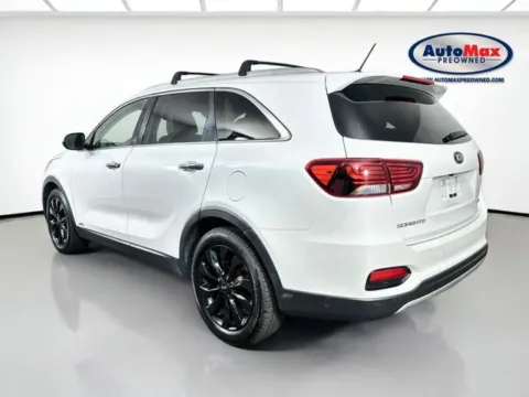 More photos of 2020 Kia Sorento EX at AutoMax Marlborough, MA