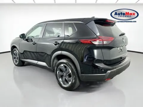 More photos of 2025 Nissan Rogue SV at AutoMax Marlborough, MA