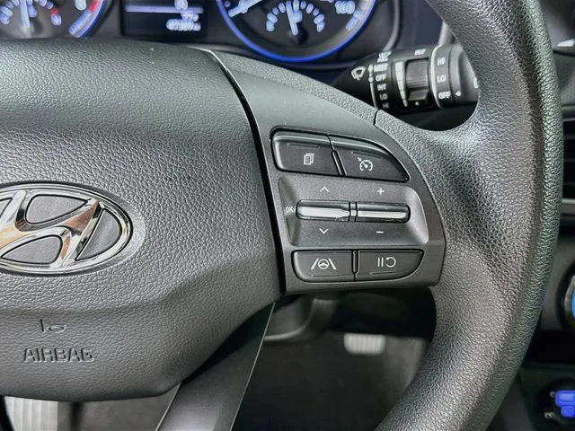 2023 Hyundai Kona SEL - Photo 20