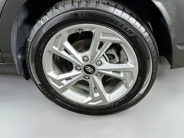 2023 Hyundai Kona SEL - Photo 28
