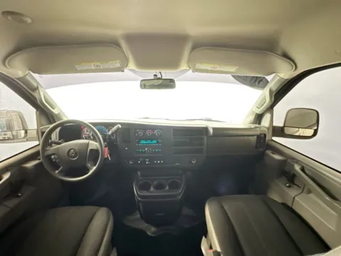 More photos of 2022 GMC Savana 2500 Work Van at AutoMax Marlborough, MA