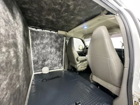 More photos of 2022 GMC Savana 2500 Work Van at AutoMax Marlborough, MA