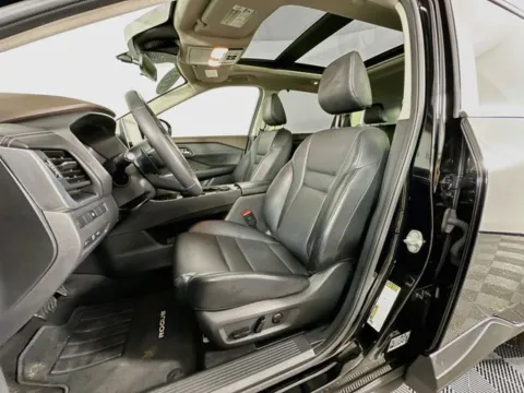 More photos of 2023 Nissan Rogue SV at AutoMax Marlborough, MA